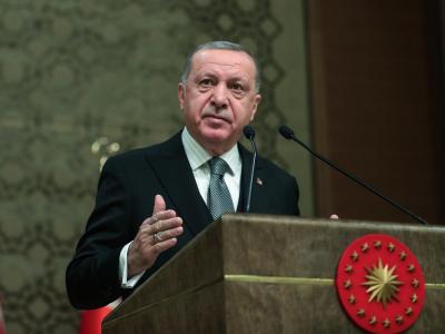 Präsident Erdogan will die international anerkannte Regierung unter Ministerpräsident Fajis al-Sarradsch mit Soldaten stützen. Recep Tayyip Erdogan
