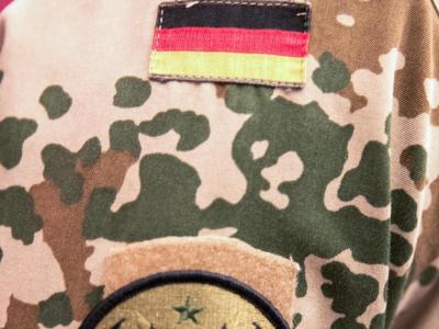 Das Wappen der KTCC (Kurdistan Training Coordination) auf der Uniform eines im Irak stationierte Soldaten der Bundeswehr. Bundeswehreinsatz im Irak