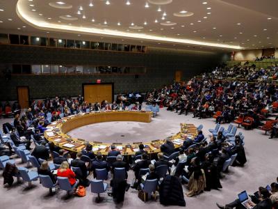 Der UN-Sicherheitsrat hat sich auf die Offenhaltung humanitärer Hilfswege nach Syrien geeinigt. UN-Sicherheitsrat in New York