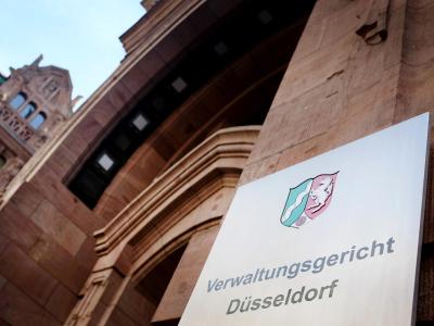 Ungewöhnlichen Fall vor dem Düsseldorfer Verwaltungsgericht: Ein Mann hat die Stadt Düsseldorf verklagt, weil sie ihm den Namenszusatz «Prinz» verweigert hat. Düsseldorfer Verwaltungsgericht