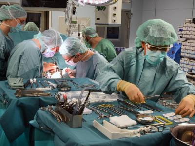 84 Prozent der Bundesbürger stehen Organspenden generell eher positiv gegenüber, wie eine im Auftrag der Techniker Krankenkasse ergab. Transplantationszentrum am Uniklinikum Leipzig