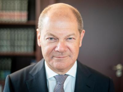 Will hochverschuldeten Kommunen mit Bundesgeld helfen: Finanzminister Scholz. Olaf Scholz