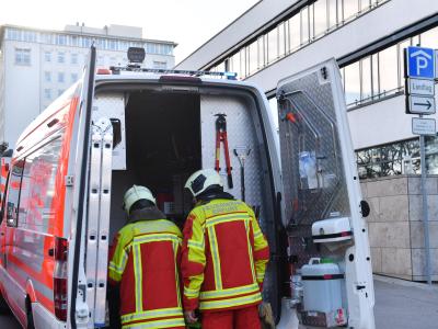 Eine verdächtiger Brief mit einer unbekannten Substanz musste untersucht werden, Teile des Thüringer Landtags wurden gesperrt. Thüringer Landtag