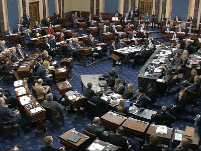 Abstimmung im US-Senat: Nach einer fast 13-stündigen Debatte wurde das Prozedere für das Amtsenthebungsverfahren gegen US-Präsident Trump festgelegt. US-Senat