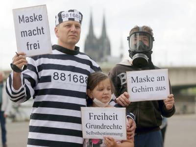 Demonstration gegen Corona-Beschränkungen in Kökn. Protest