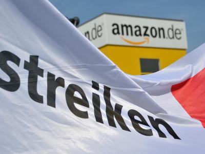 Das Archivfoto zeigt den Amazon-Standort in Bad Hersfeld. Streik bei Amazon