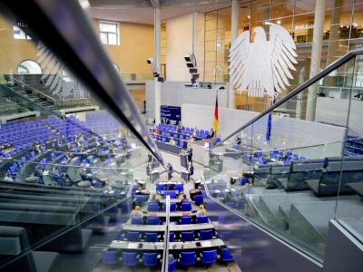 Der Deutsche Bundestag hat derzeit die Rekordgröße von 709 Abgeordneten. Bundestag