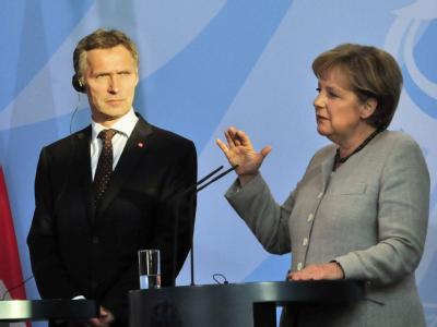 Angela Merkel und der Ministerpräsident Norwegens, Jens Stoltenberg (Archivbild). Anders Behring Breivik erwähnt in seinem Manifest auch die deutsche Bundeskanzlerin. Angela Merkel und Jens Stoltenberg