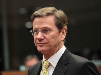 Außenminister Westerwelle: Vor der Afghanistan-Konferenz im Januar soll nicht über US-Forderungen nach einer Aufstockung des Bundeswehr-Kontingents entschieden werden. Guido Westerwelle