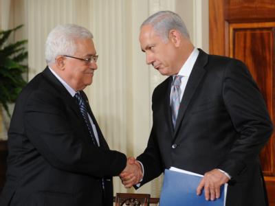 Palästinenserpräsident Mahmud Abbas (l) und Regierungschef Benjamin Netanjahu. (Archivbild) Mahmud Abbas und Benjamin Netanjahu