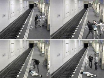 Ein Fall für die Mordkommission: Eine Überwachungskamera nahm den brutalen Angriff im U-Bahnhof Berlin-Friedrichstraße auf. Foto: BVG/Polizei Brutaler Angriff auf Bahnhof